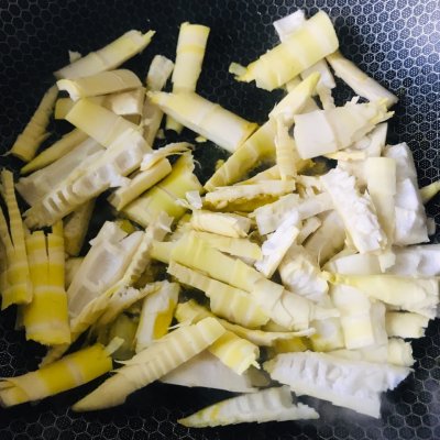 油燜春筍的做法,杭州油燜春筍的做法