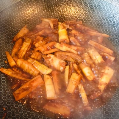 油燜春筍的做法,杭州油燜春筍的做法