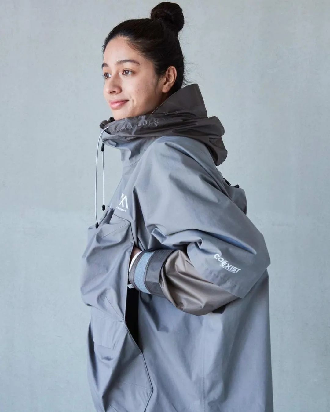 《GO OUT》杂志新发布「100个户外风品牌」中，最好的冲锋衣、裤款