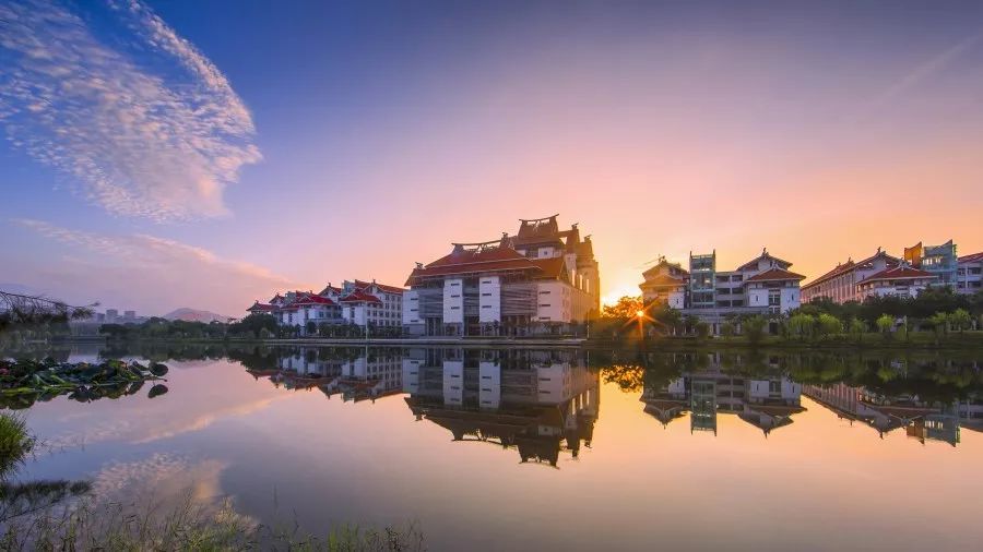 庆祝厦大百年校庆，探访厦门大学漳州校区