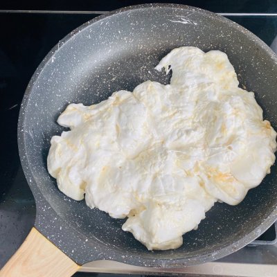 雪花酥材料图片（家庭版雪花酥的制作方法）