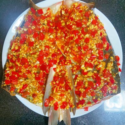 剁椒魚頭做法,剁椒魚頭做法視頻