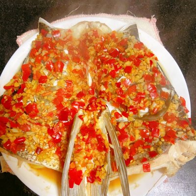 剁椒魚頭做法,剁椒魚頭做法視頻