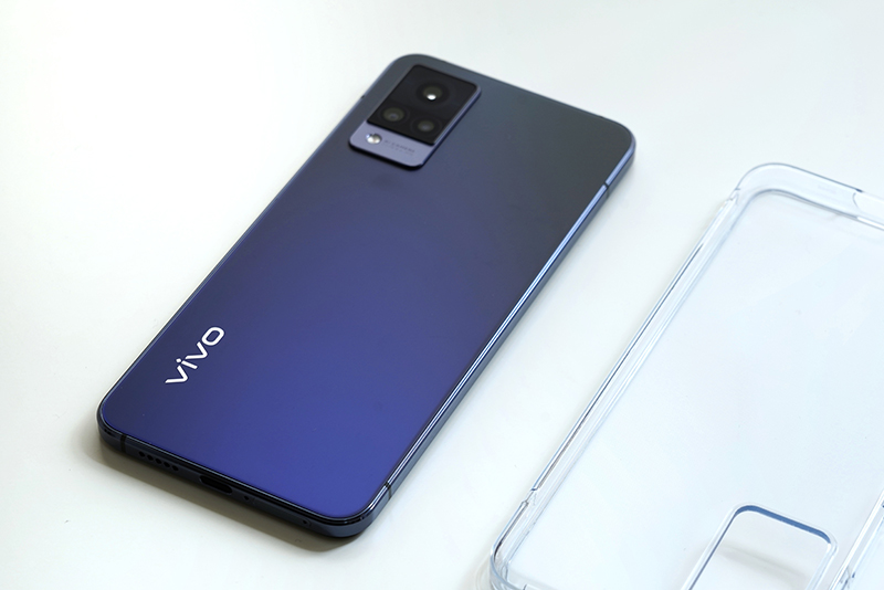 理想生活实验室编辑部(微信微信官方账号id: toodaylab)收到其中一个