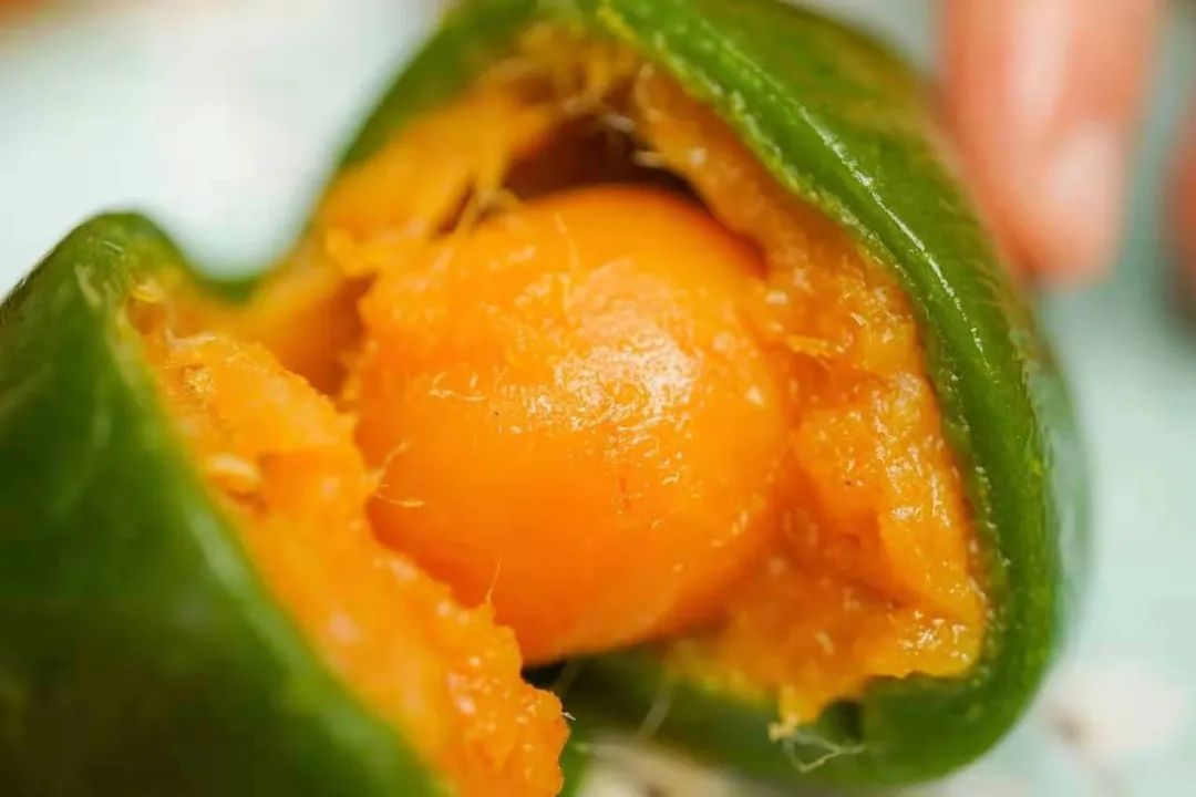 嗦完这 12 家螺蛳粉，我真香了