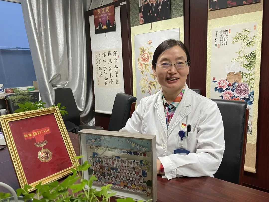 中国首例｜移植回冻存的卵巢组织，34 岁的癌症幸存者怀孕了
