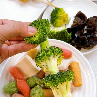 冷锅串串菜品有哪些（大厨教你如何烹饪冷锅串串）