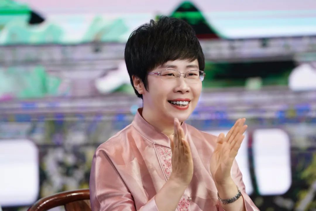 一杆花枪,见证了四十年的爱情坚守,亦见证了各种人生百况