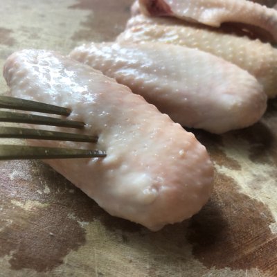 肯德基新奧爾良烤翅,肯德基新奧爾良烤翅辣不辣