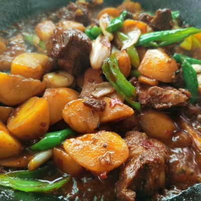 土豆燒排骨,土豆燒排骨的做法 最正宗的做法