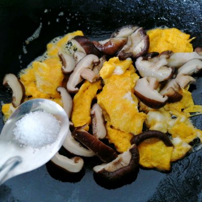 香菇 鸡蛋,香菇鸡蛋肉馅饺子的做法