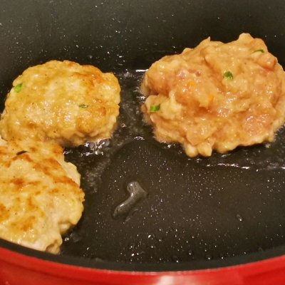 舌尖上的中国,超简单超好吃肉泥饼饼球能占一席之地