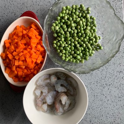 蝦仁炒飯,