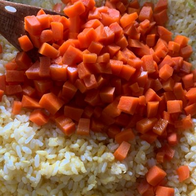 蝦仁炒飯,
