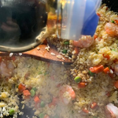 蝦仁炒飯,