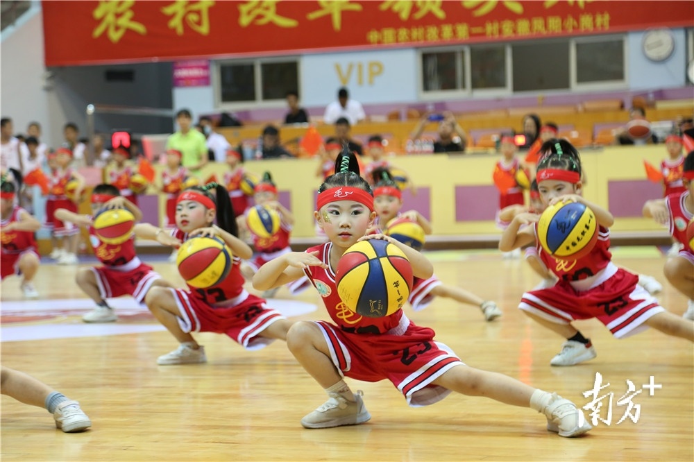 cba5月1号在哪里打(CBA决赛之夜，另一场特殊篮球赛在东莞大朗开打)