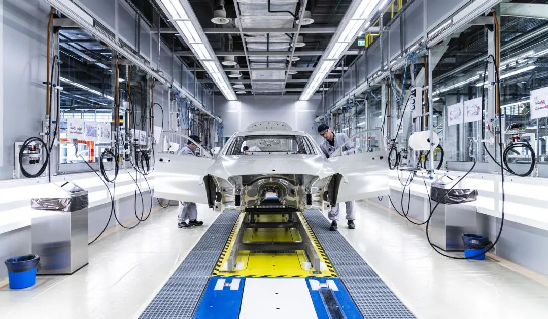 雷诺日产清空戴姆勒股份，双方合作11年，谁亏欠了谁？