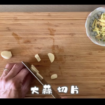 家常紅燒帶魚,家常紅燒帶魚的做法