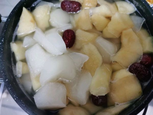 貝母蒸梨,貝母蒸梨的做法與功效