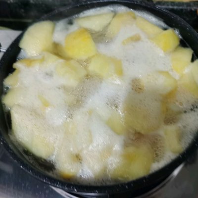 貝母蒸梨,貝母蒸梨的做法與功效