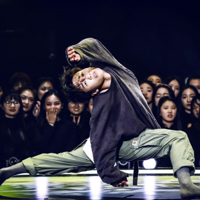 沈伟 《舞蹈风暴》明星舞者:浸入式艺术现场《融》全球首演