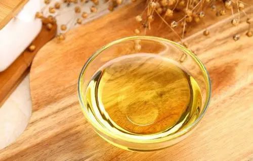 食用油到底選哪種最好？5個(gè)關(guān)于食用油的小知識(shí)也許能幫到你
