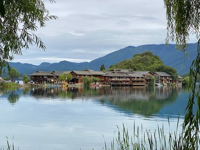 带你去旅行:丽江—泸沽湖—香格里拉