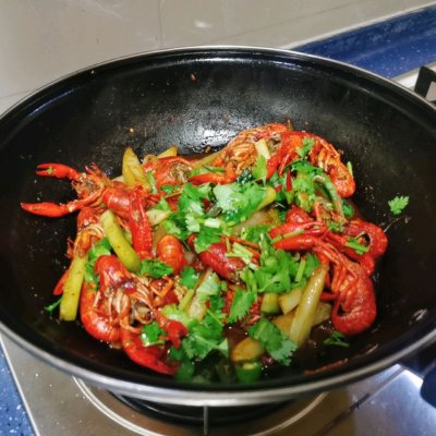 简易速会版小龙虾别再炒着吃，学我这样做，孩子抢着吃