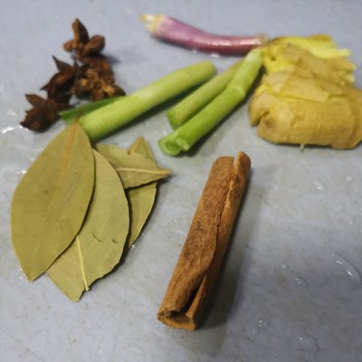 排骨湯面的做法,排骨湯面的做法 最正宗的做法