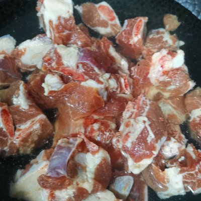 排骨湯面的做法,排骨湯面的做法 最正宗的做法