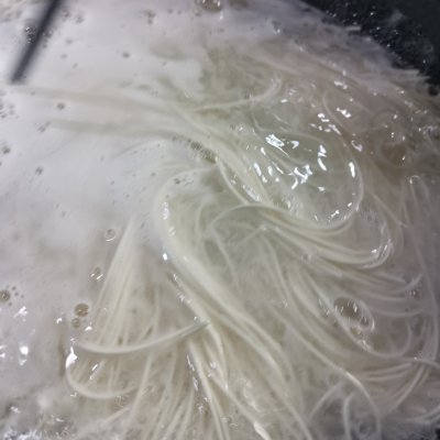 排骨湯面的做法,排骨湯面的做法 最正宗的做法