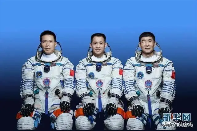 中国历届载人航天员和载人航天飞行任务标识大赏