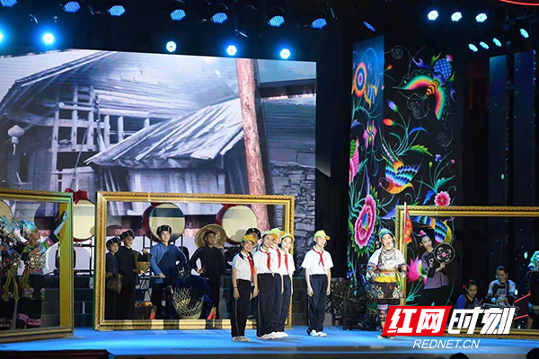湖南省妇联系统庆祝中国成立100周年主题晚会在长沙举行