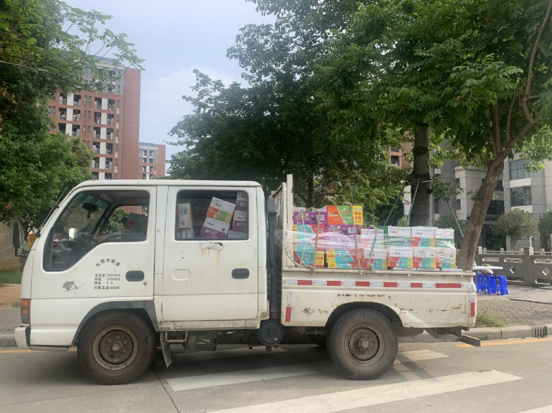 封闭管理期间，广州新华学院（东莞校区）是这样的！