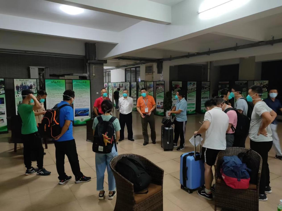 封闭管理期间，广州新华学院（东莞校区）是这样的！