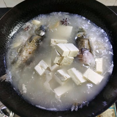 鱼汤豆腐,鱼汤豆腐的做法
