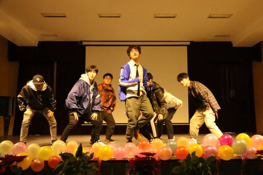 上海美达菲学校荣登《2021胡润百学·可招收中国籍学生的中国国际学校80强》