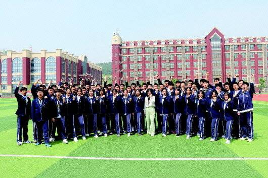 济南市深泉外国语学校:构建特色育人体系,助力学生多元化发展