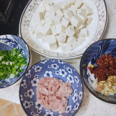 麻辣豆腐的家常做法,麻辣豆腐的家常做法步驟