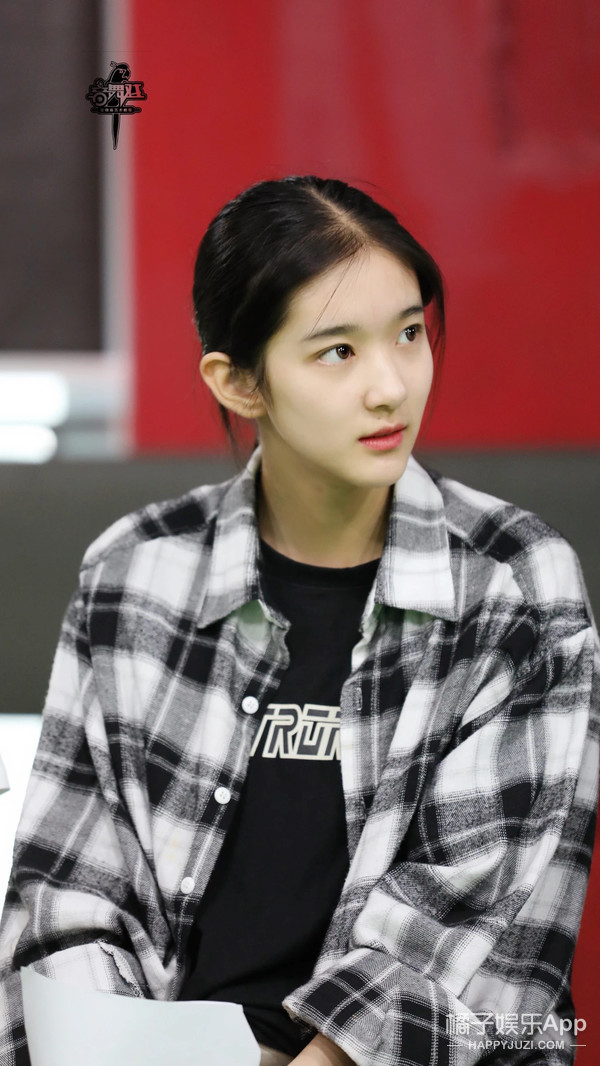 内娱学历内卷了？回顾历届明星高考成绩，张新成关晓彤被称真学霸