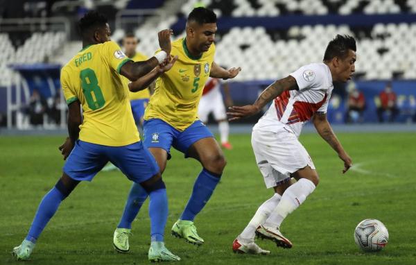 巴西vs秘鲁(美洲杯:巴西1-0秘鲁进决赛)