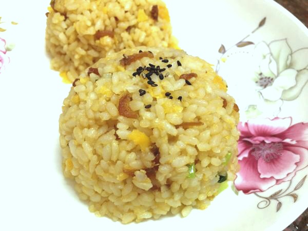 快手炒饭-咸蛋黄小虾米