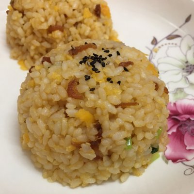 快手炒饭-咸蛋黄小虾米