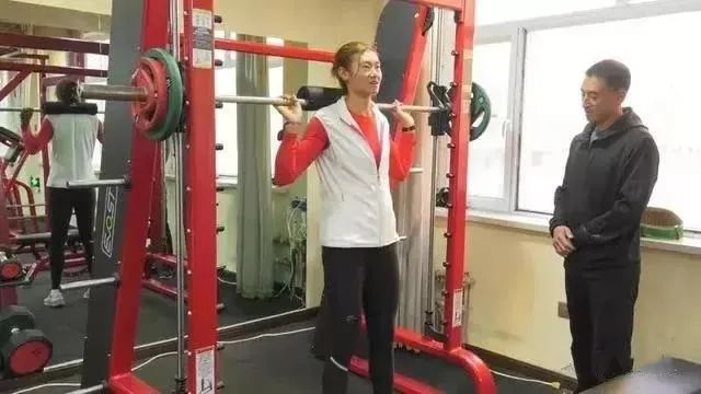 奥运冠军陈云霞，我们为你骄傲