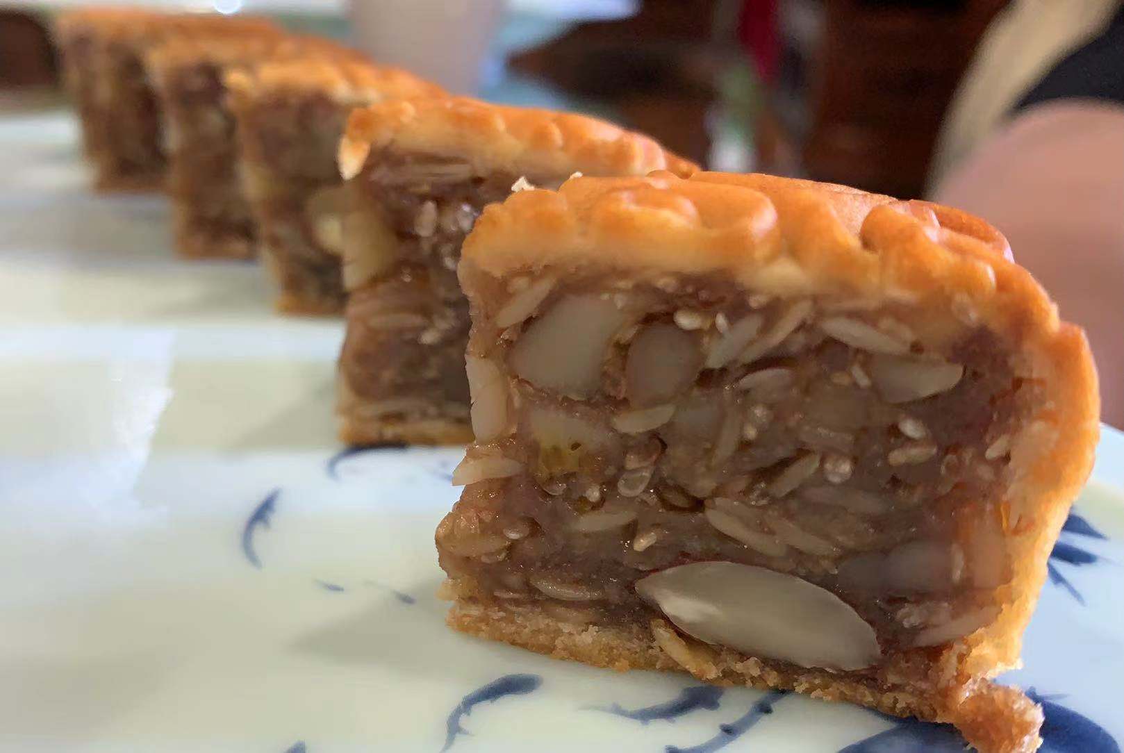 传统回归！五仁月饼受年轻人追捧