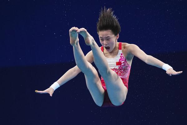 跳水 哪些项目 奥运会(东京奥运会｜跳水：中国选手包揽女子10米跳台冠亚军)