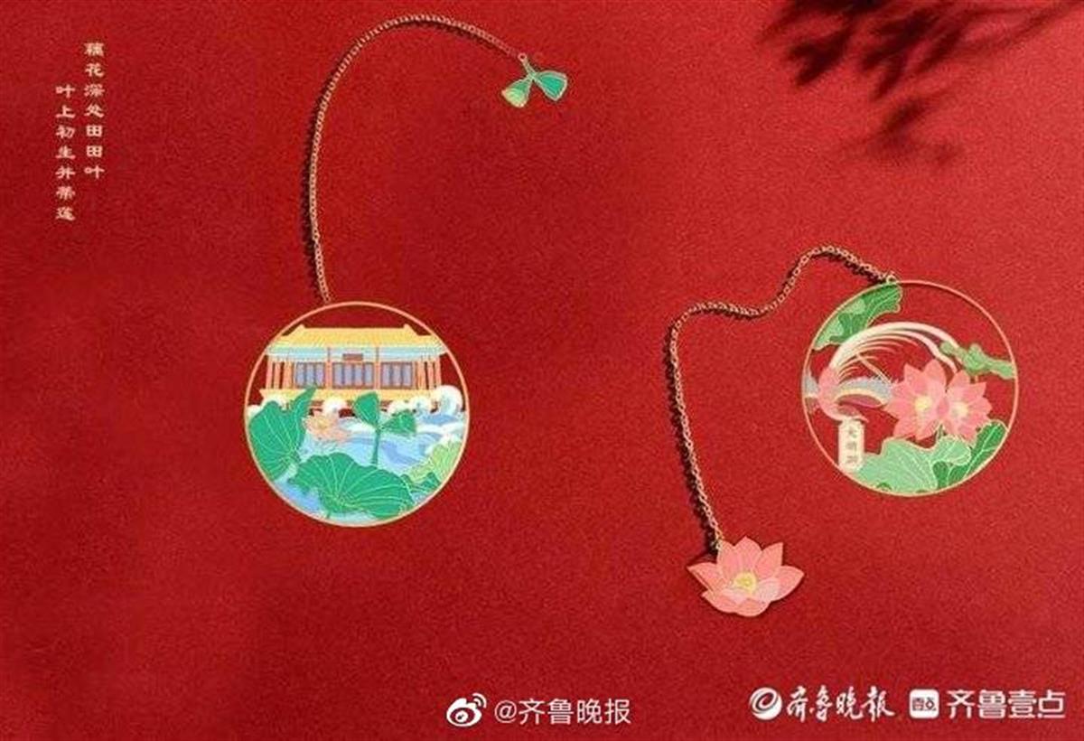 济南大明湖网红并蒂莲被偷，网友叫它“夏雨荷”