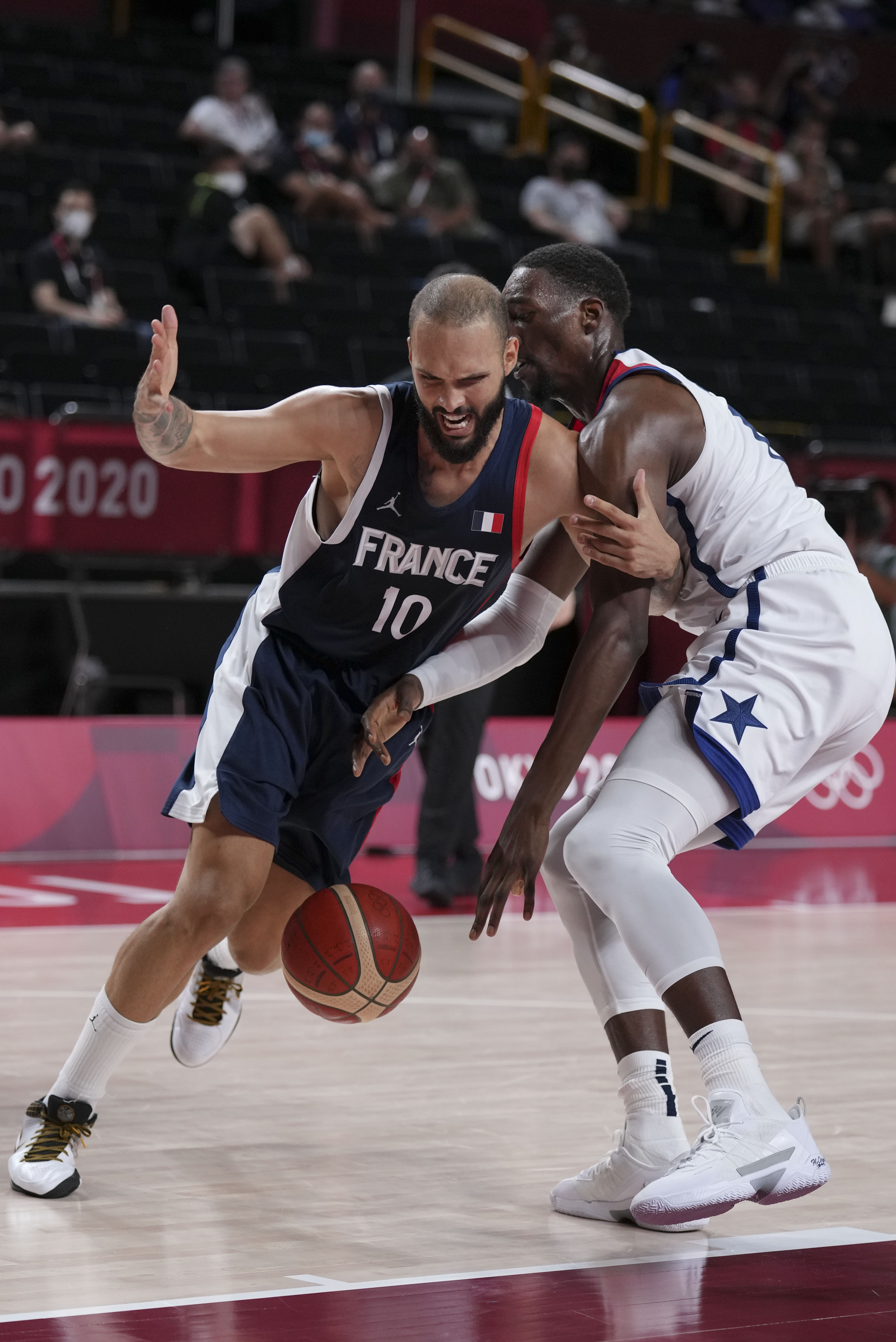 篮球——男子决赛:美国队夺冠