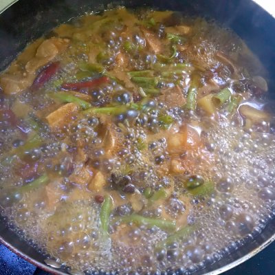 豆角燉肉的做法,東北豆角燉肉的做法