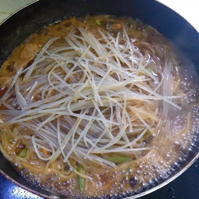 豆角燉肉的做法,東北豆角燉肉的做法